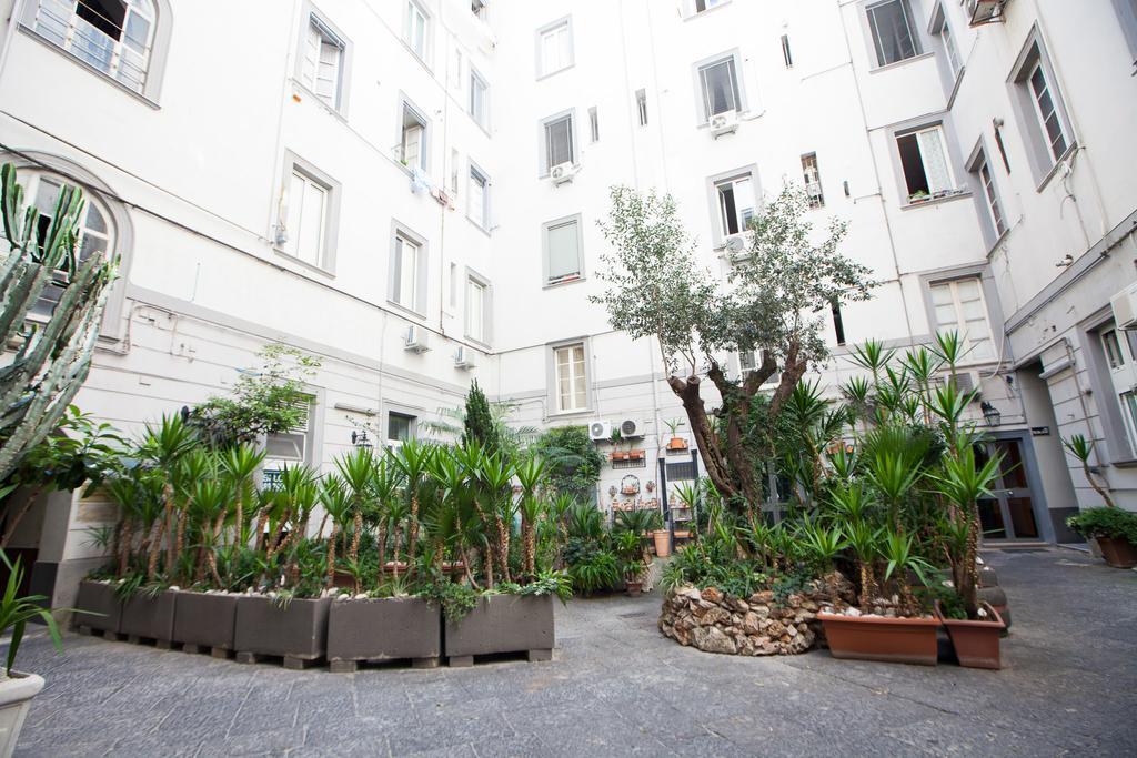נאפולי Bovio Prestige Apartments מראה חיצוני תמונה